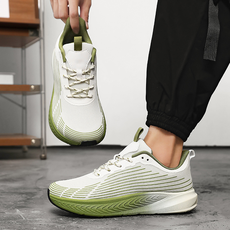 Man Wide Toe Box Running Shoe  - Sneaker Case ulasan dan harga